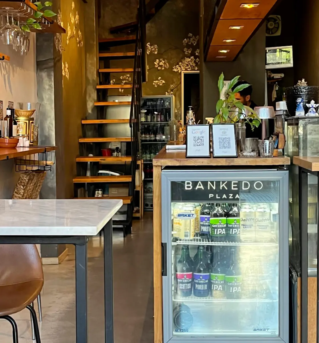 Barra y mostrador de Bankedo Plaza